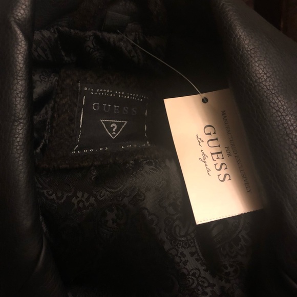 GUESS Men’s Jacket - Picture 4 of 7